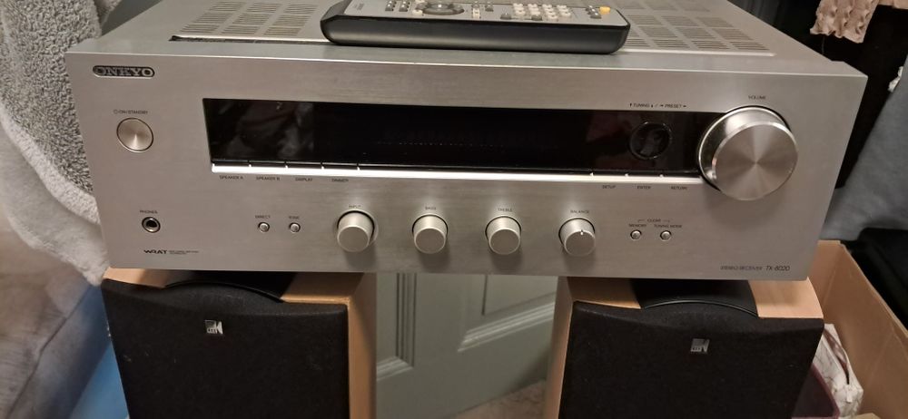 Kolumny kef + amplituner onkyo