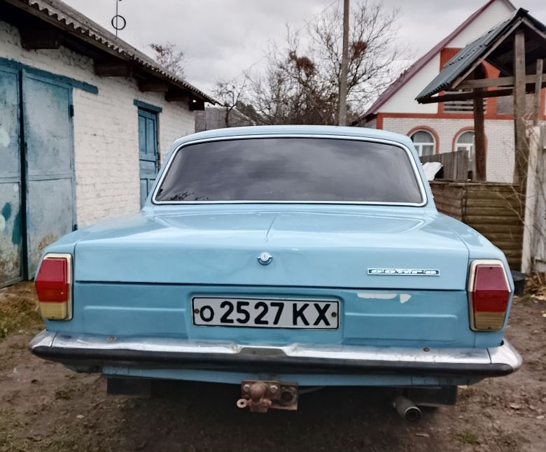 Газ 2410  на полном ходу