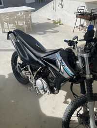 Yamaha XTZ 125cc vendo ao troco por 50/125cc desportiva