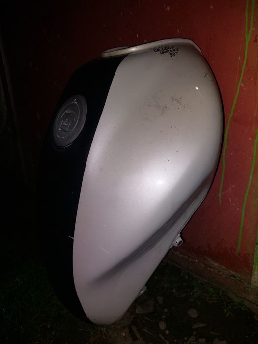 Продам бак honda cb600f hornet