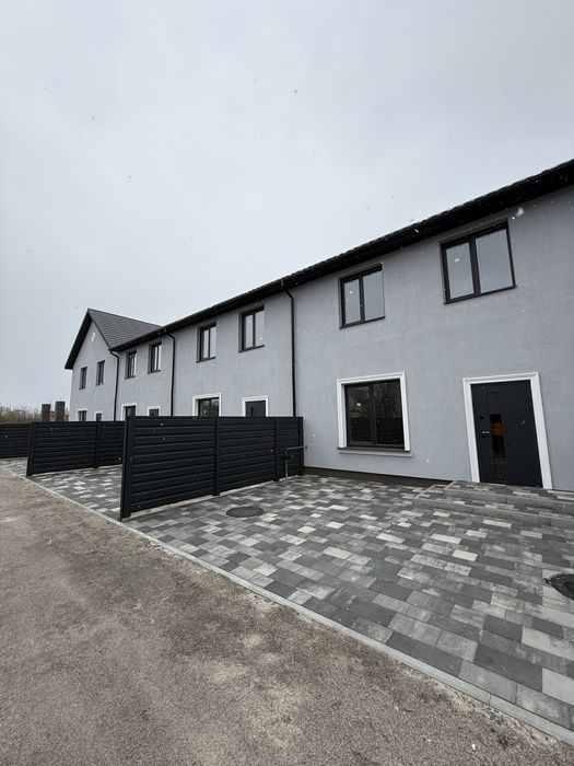 Продам таунхаус Лєтра . Таращанський