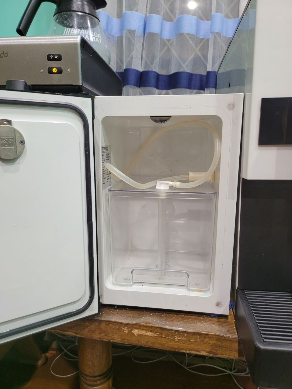 WMF1100S + холодильник