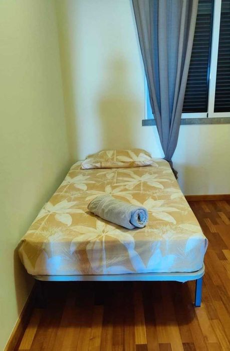 Cama solteiro colchão e estrado