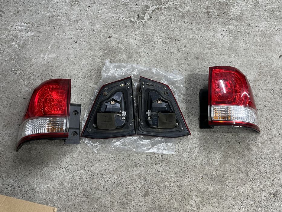 Задня оптика Toyota LC 200