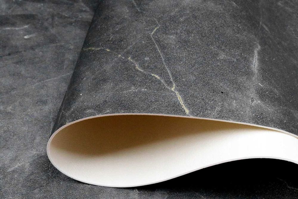 Wykładzina Winylowa Maxima Plus Venato S98Marmur, czarno- złota