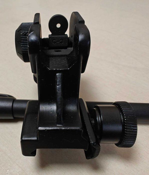 Механічний приціл на AR15 Iron (мушка та цілик)