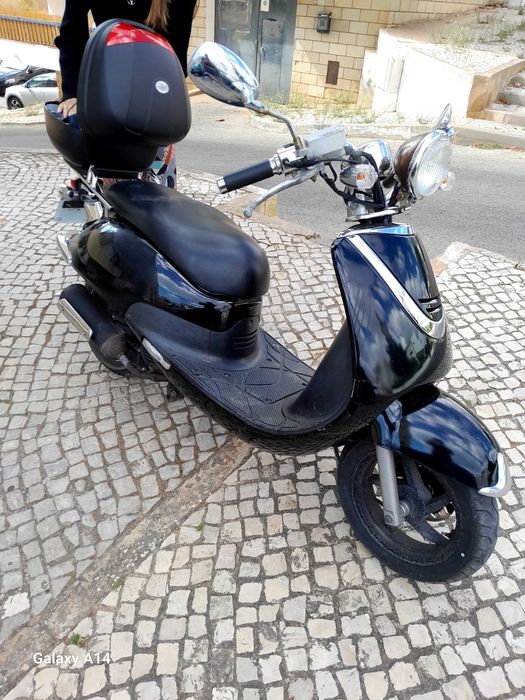 Vendo sym em ótimas  condições