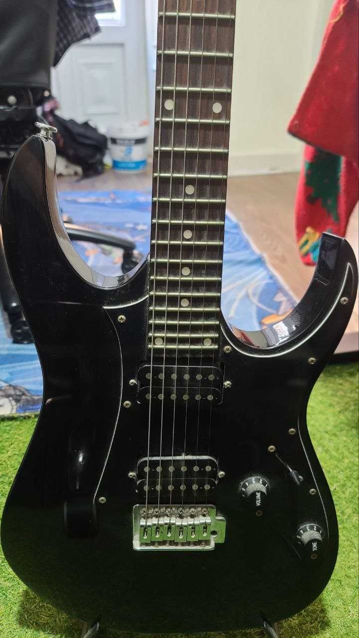Conjunto para guitarrista iniciante Ibanez IJRG200
