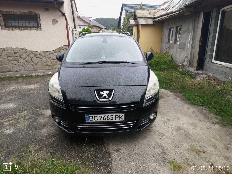 авто peugeot 5008
