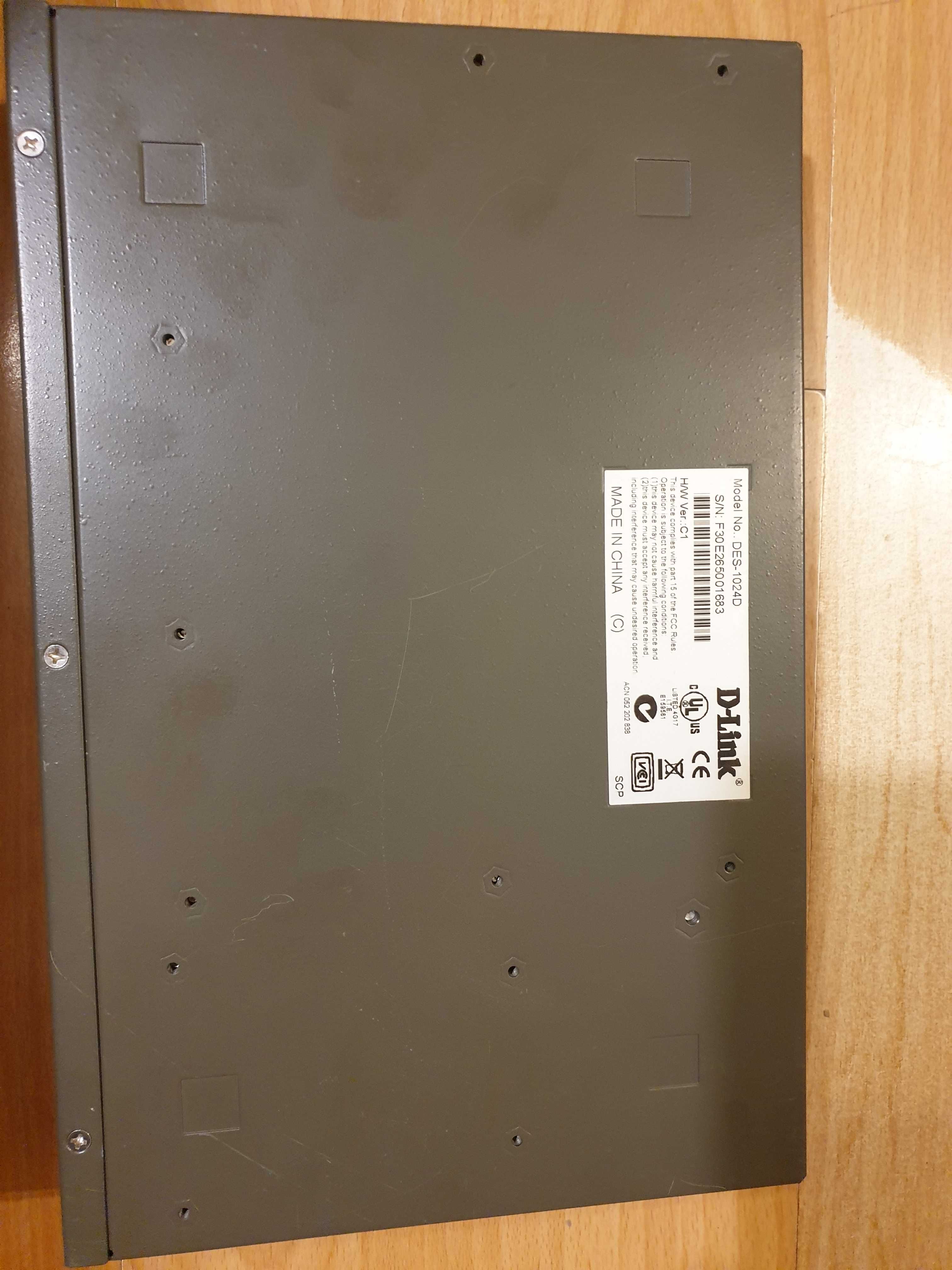 Switch D-Link  DES-1024D