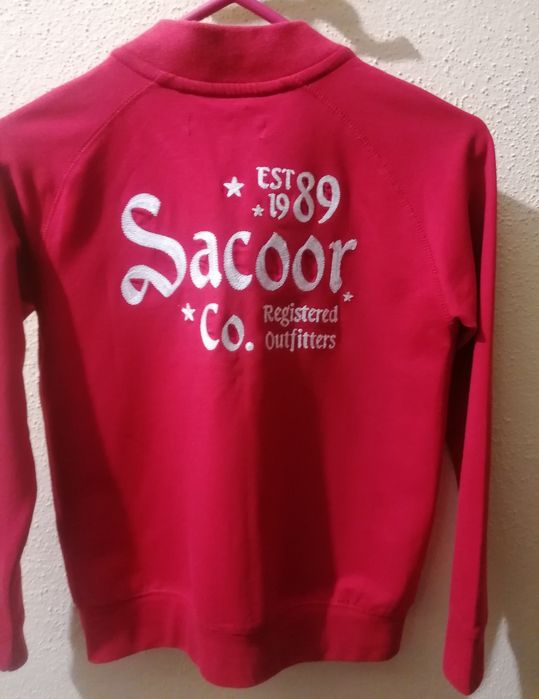 Casaco vermelho de rapaz da Sacoor