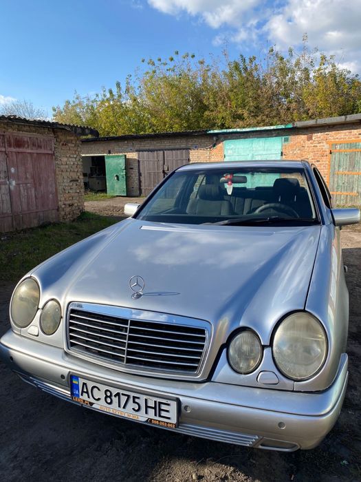 Мерседес е 300 d, мотор 3.0 дизель,коробка автомат