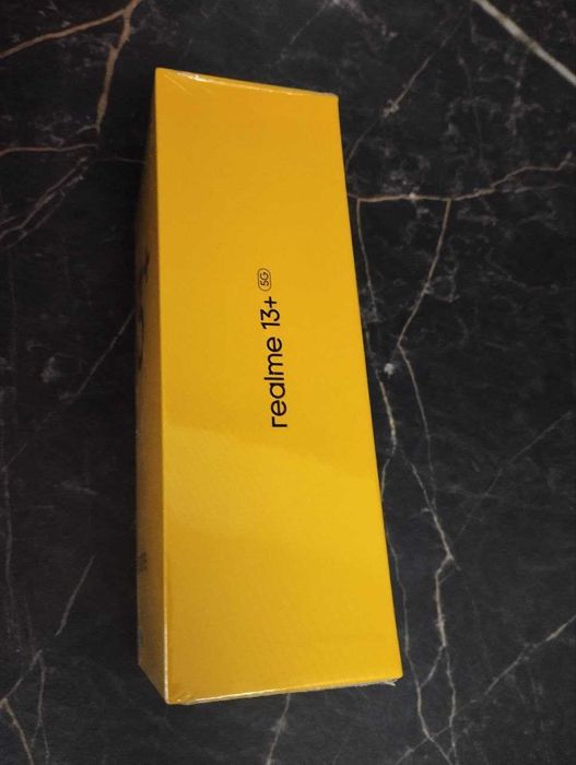 Realme 13+ Plus 5G 8/256 темно-фіолетовий. Запечатана коробка Новий