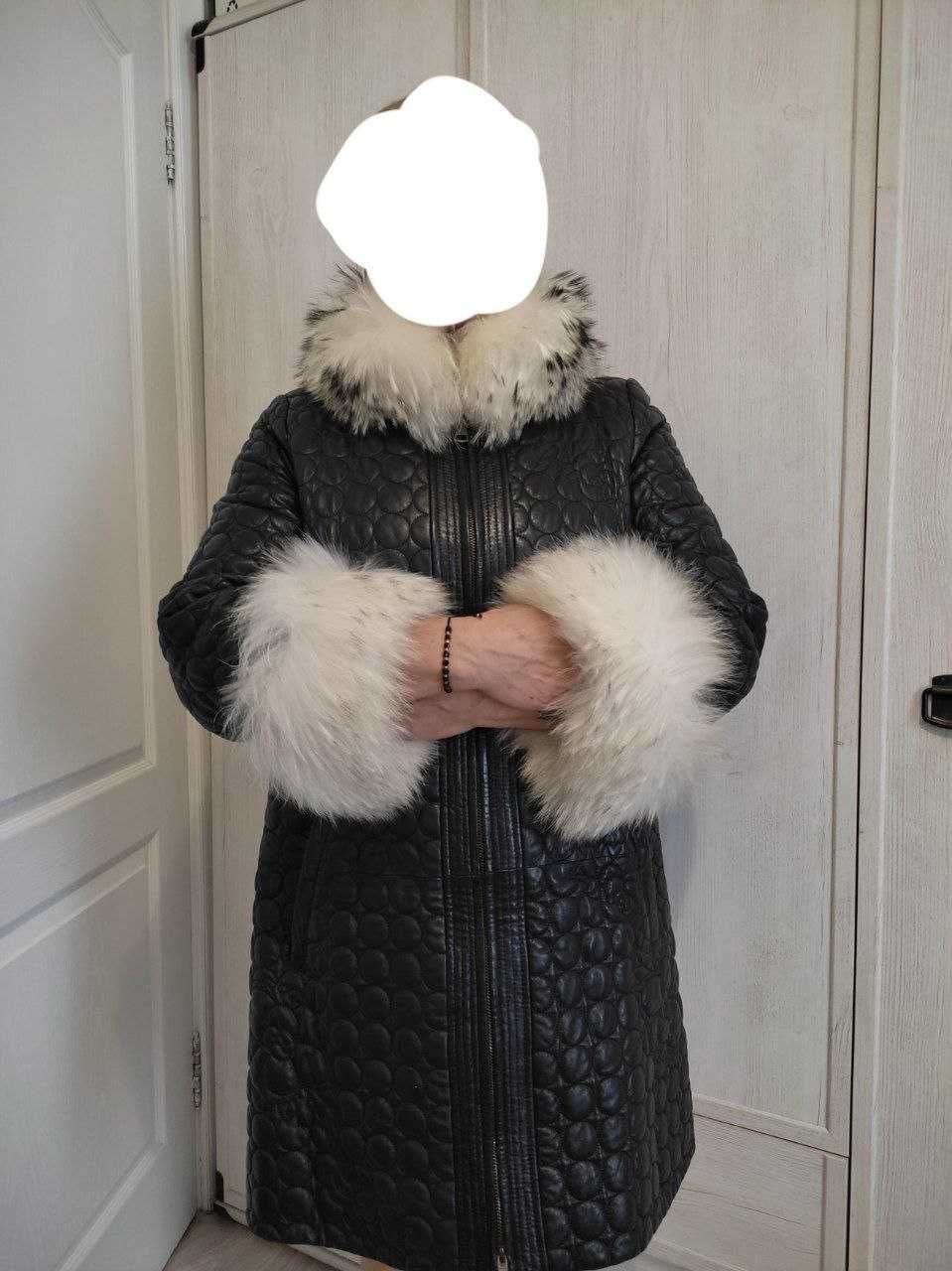Зимнее кожаное пальто