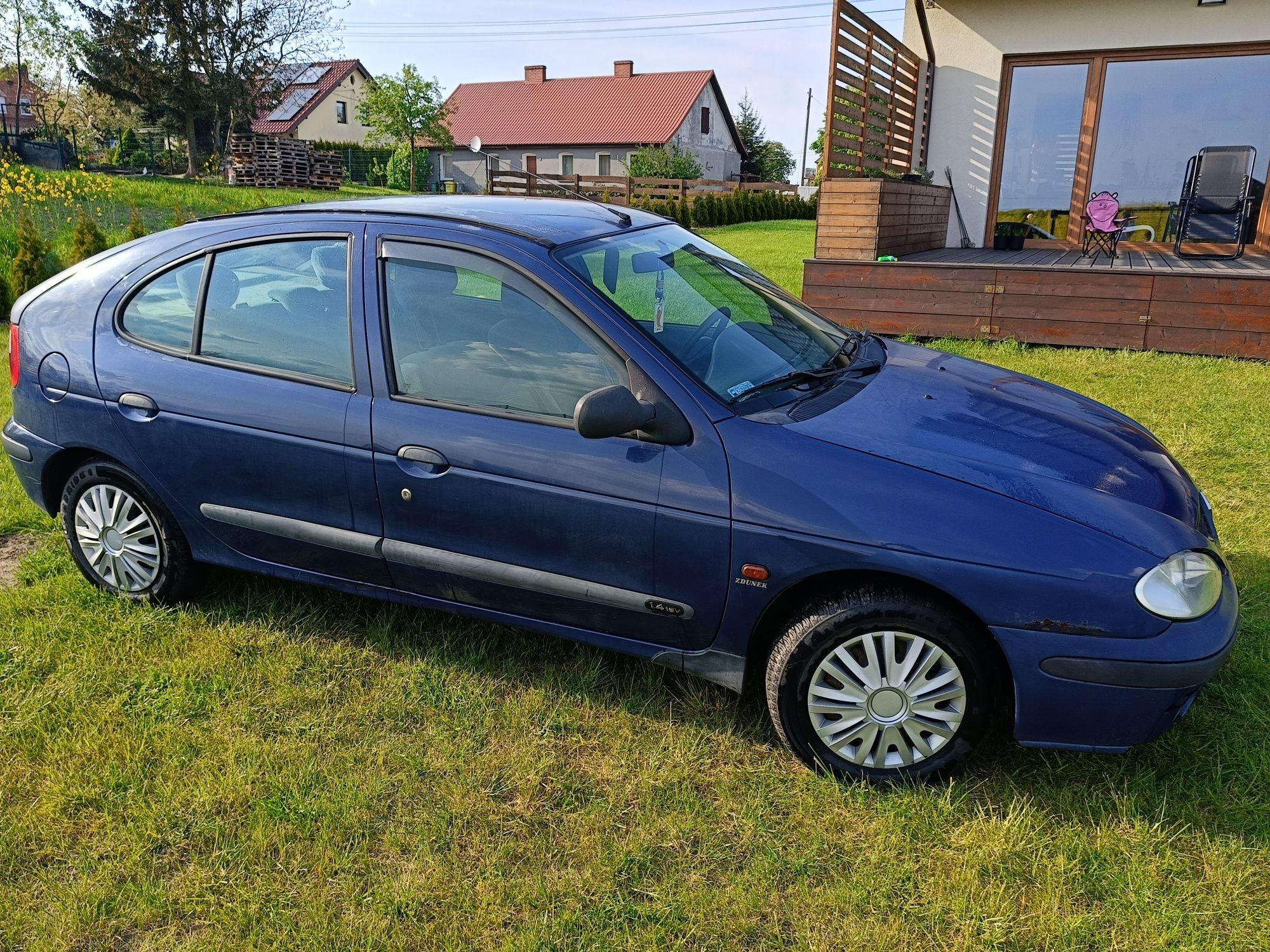 Renault Megane 1,4 2000r.