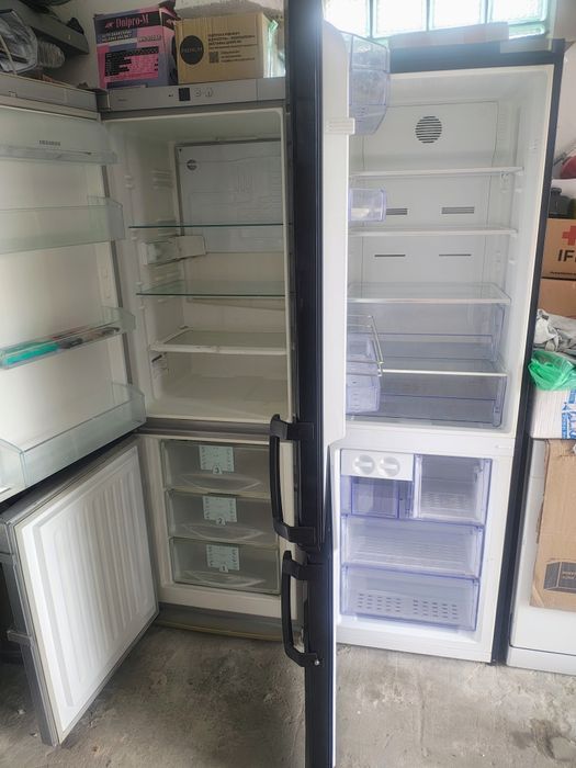 Холодильник 185см BEKO K60360NE Black