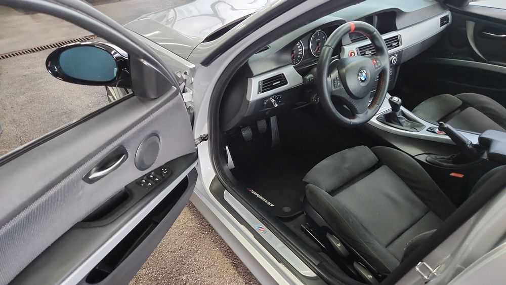 Bmw e90 318d pak M original
