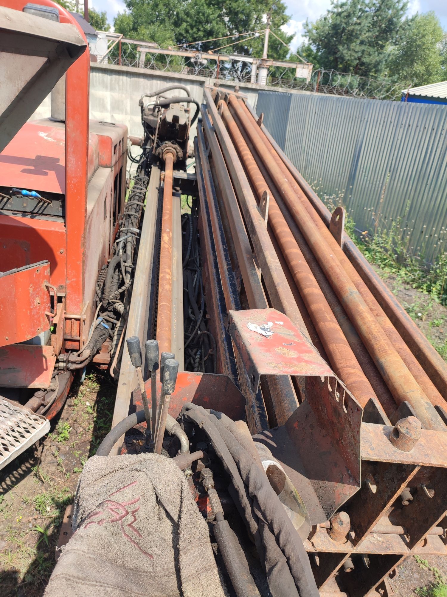 Продам бурильную установку Dich wich JT4020