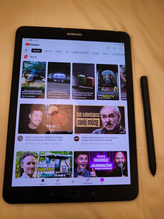 tablet samsung tab S3 10" z rysikiem