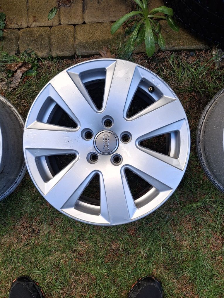 Felgi aluminiowe ŕ16 audi