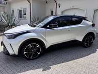 Toyota C-HR pierwszy właściciel Salon Polska Bezwypadkowy 1,8 Hybryd