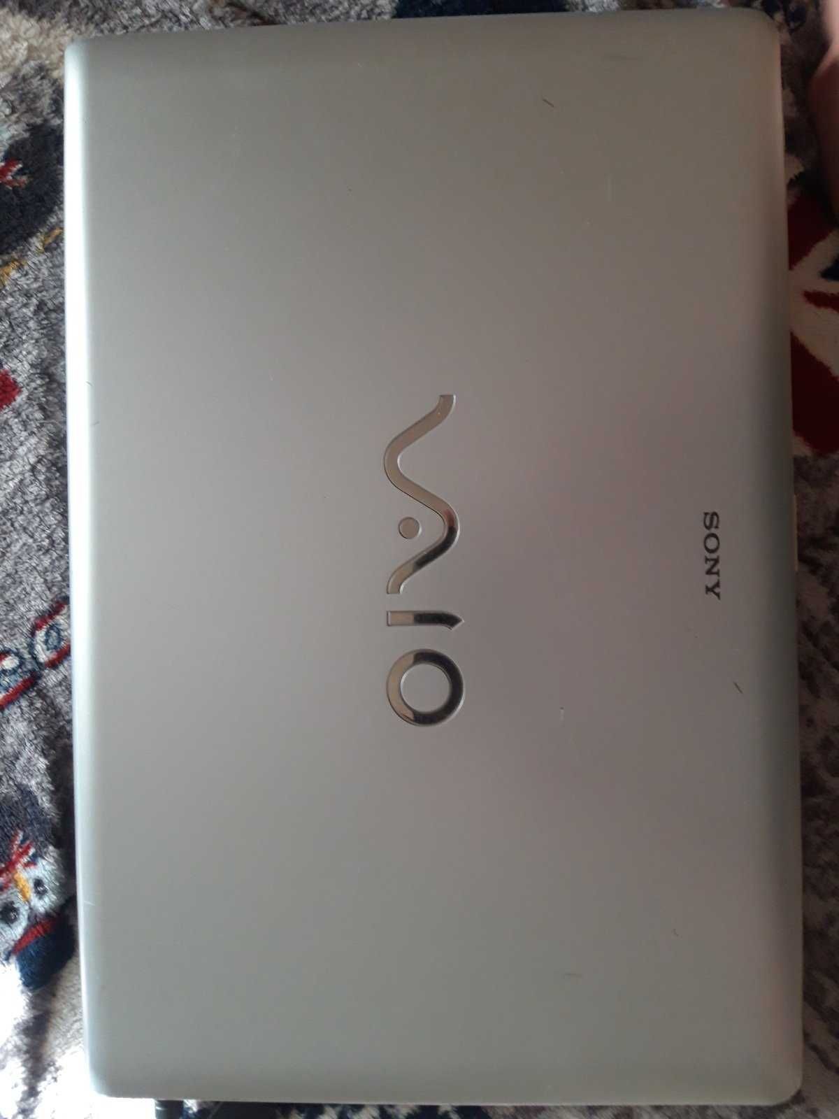 Sony Vaio PCG-71213M Core i3-M330/4gb ddr3/200 gb hdd