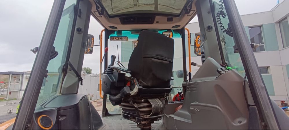 Koparko-ładowarka JCB3CX Contractor