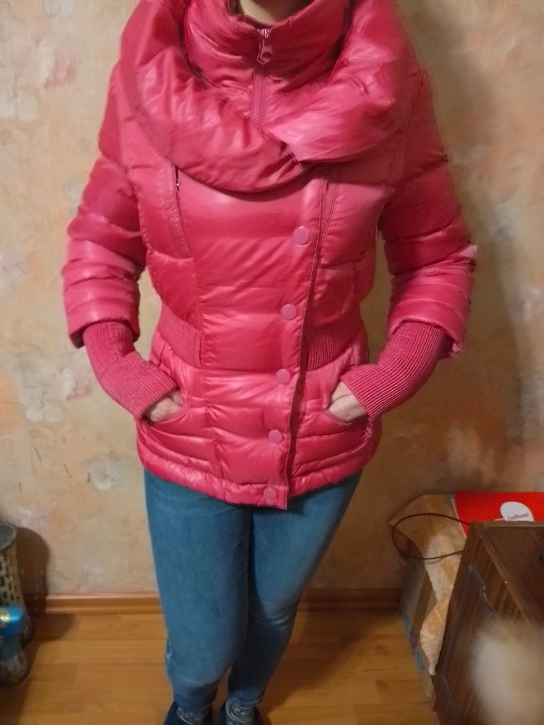Продам куртку пуховик фирмы ,,PINKO", раз.42