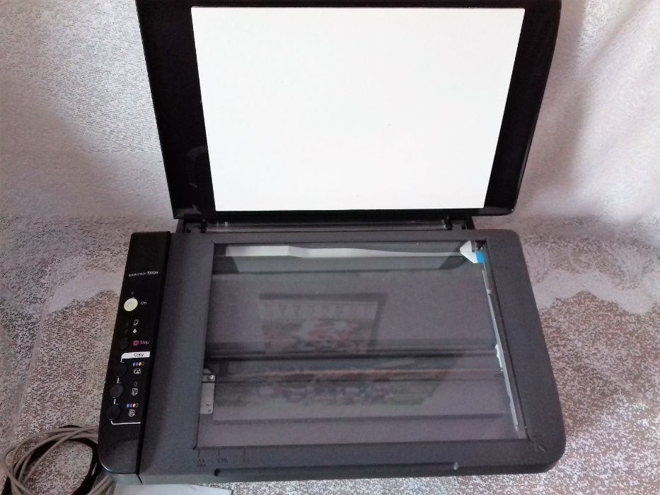 Принтер- сканер Epson Stylus TX109