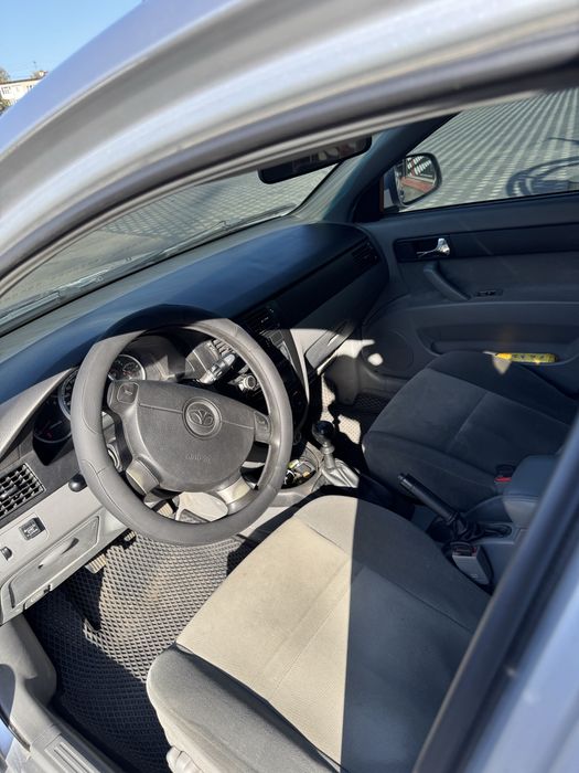 Daewoo Gentra 2014