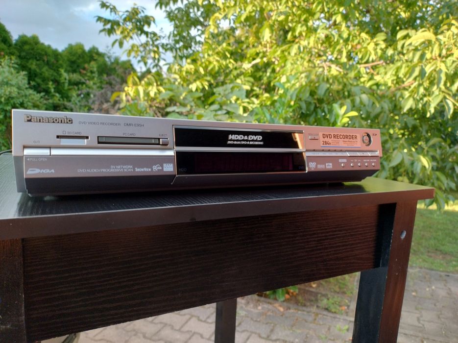 Panasonic -  Nagrywarka DVD - DMR-E95H - HDD + pilot - zadbana