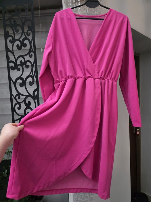 Elegancka sukienka Fuksja Plus Size