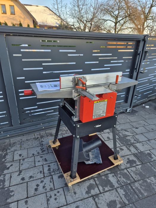 Grubościówko strugarka HBM