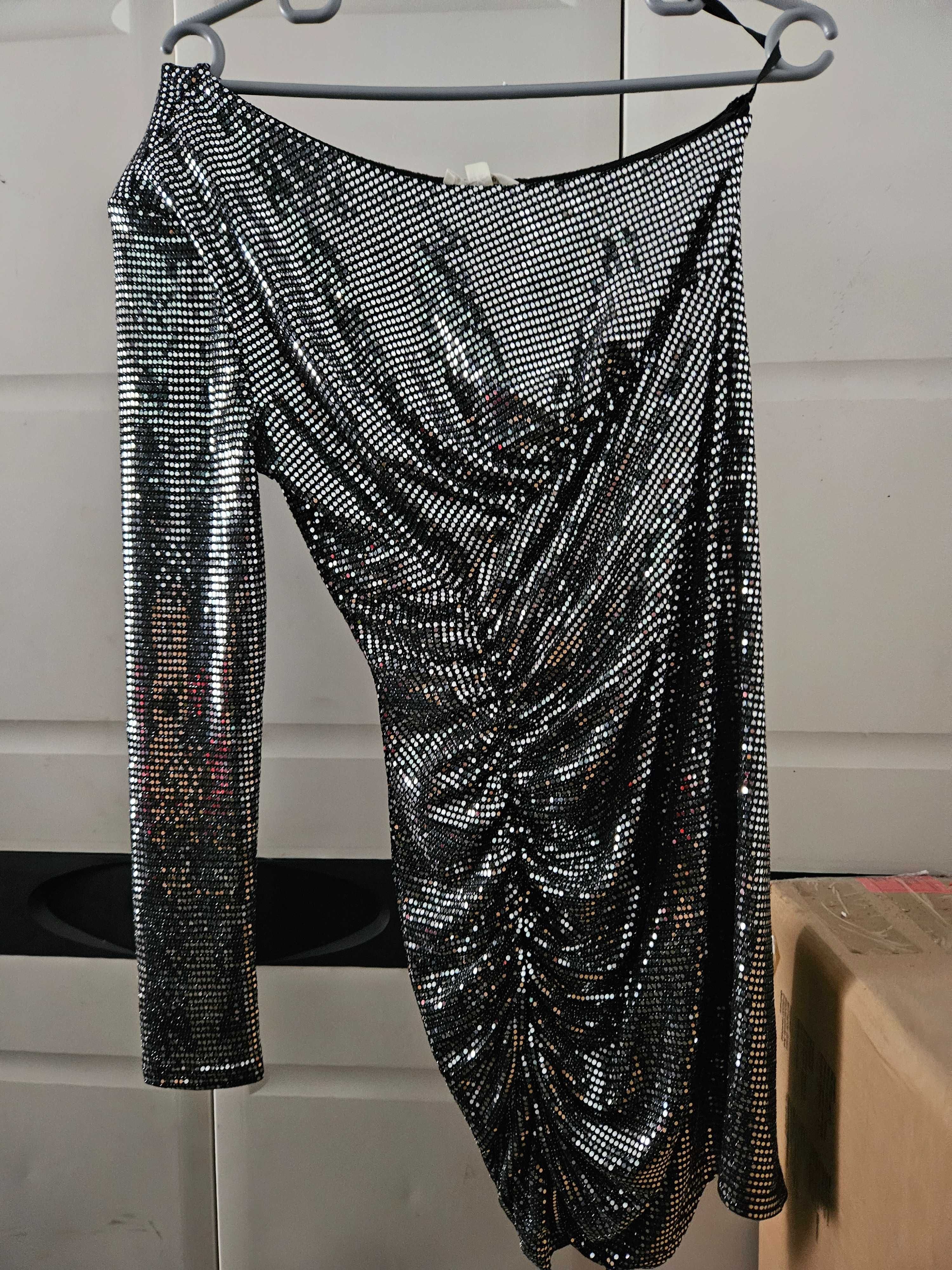 Casaco t m 20€, capelina t unico 20 €