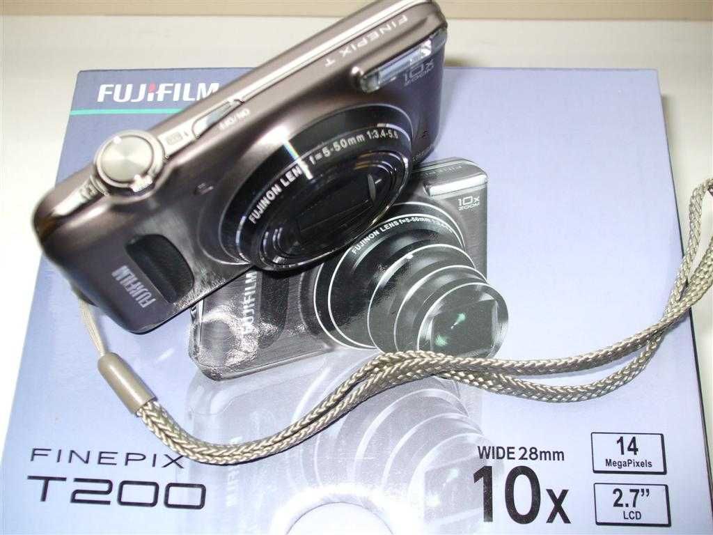 Fujifilm T200,14MPixeis,HD Movie,10xoptico;Panorama; ler anuncio