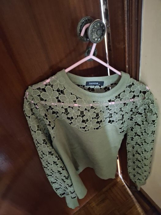 Camisola verde azeitona