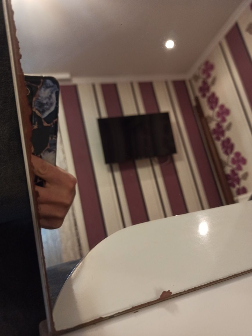 Дзеркало-тумба для ванної кімнати
