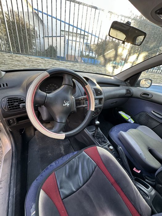 Peugeot 206 1.1 cc (LER BEM O ANUNCIO)