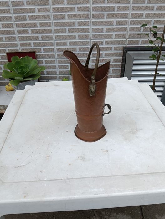 Balde em cobre antigo