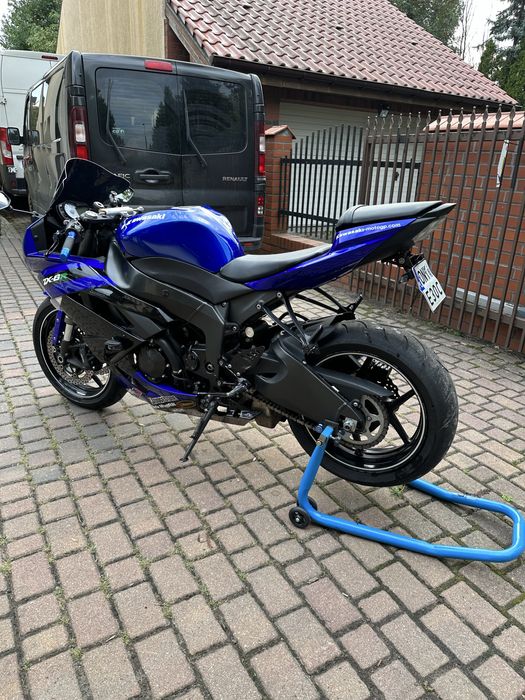 Kawasaki zx6r 600 ninja 2011 lift  636 kAT A