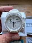 Moonswatch SO33W700 Mission To Moonphase Snoopy