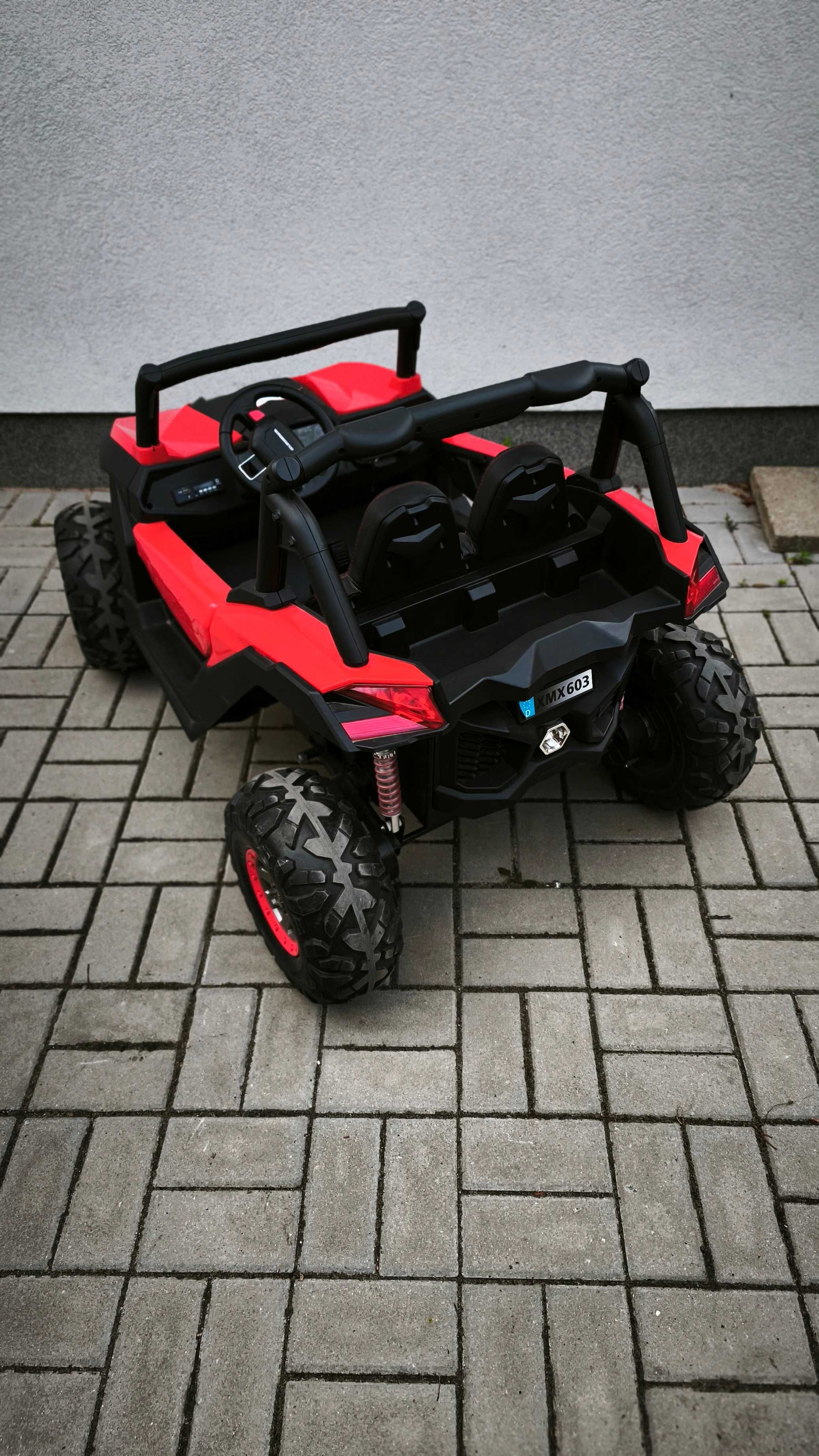 Auto elektryczne dwuosobowe Buggy Jeep SUV napęd 4x4 full LED pilot