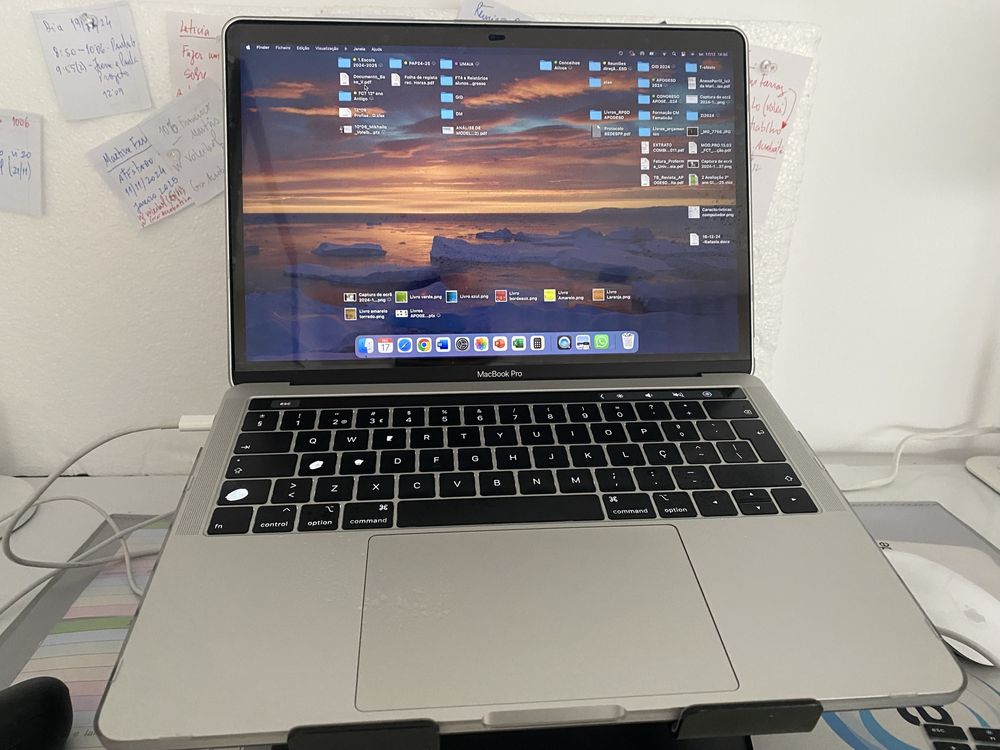 Computador MacBook Pro (como NOVO) 2020 com caixa original!