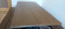 Mesa de sala com 2 bancos, 2m de comp e 90cm de larg, mesa nova!