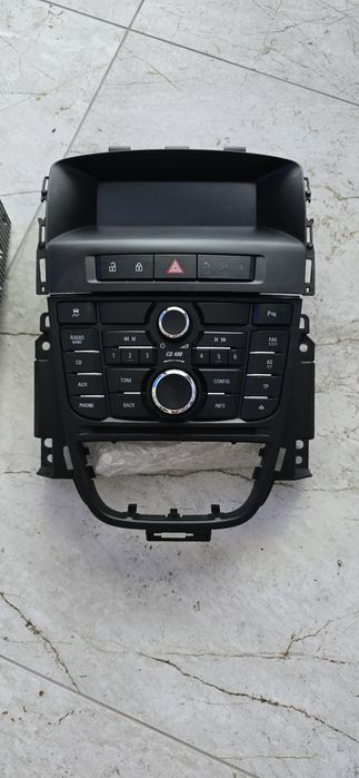 Radio opel astra j