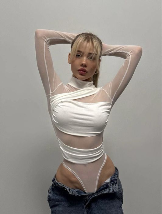 Білий ефектний боді