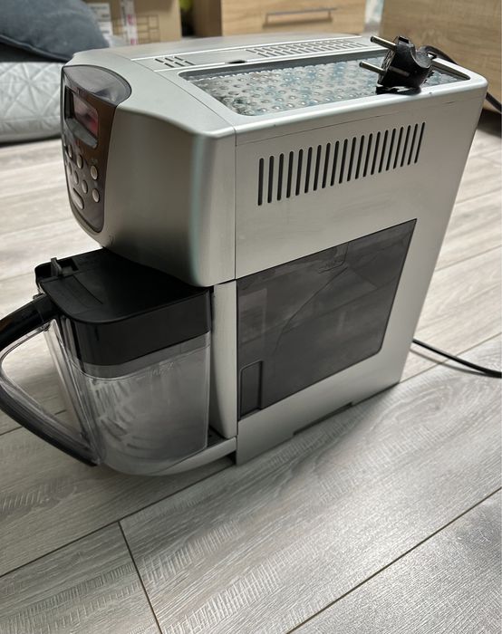 Кавомашина Delonghi Magnifica Pronto Cappuccino