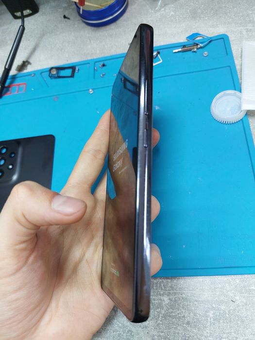 Samsung a53 8/256 дисплей