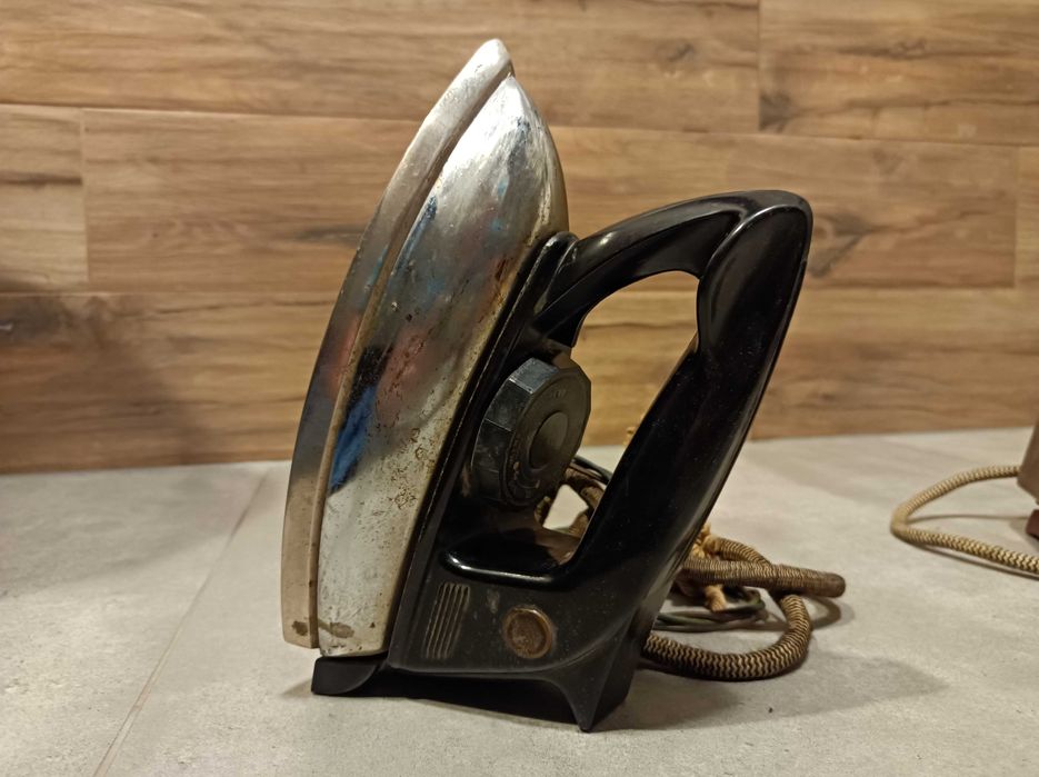 Żelazko PRL Spółdzielnia "Nowe Życie"Antyk