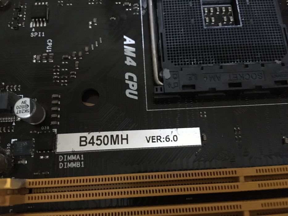 Motherboard AM4 Suporta Ryzen 7 Como Nova